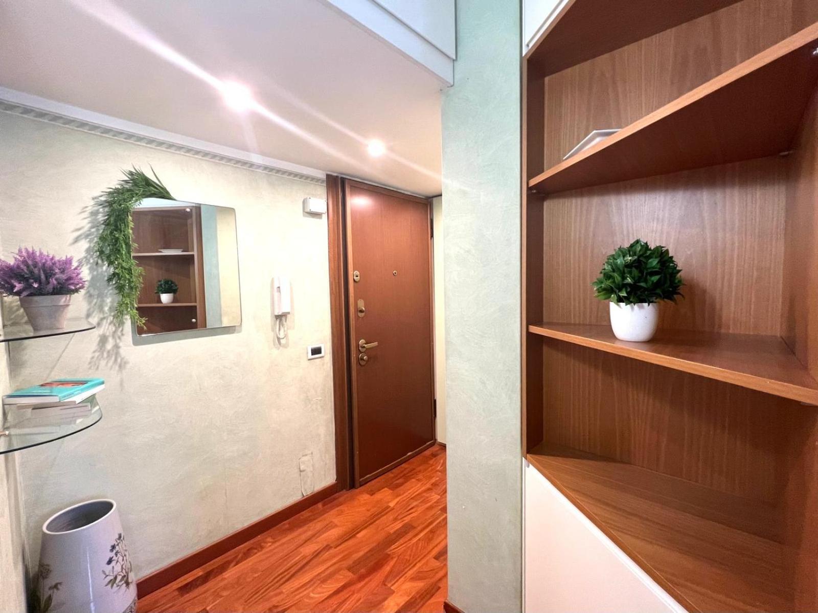 Duomo-Fiera Mi Kheda House With Self Check In Apartment Milan Exterior photo